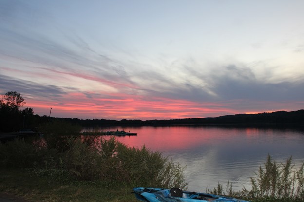 Picture of a gorgeous sunset at Peace Valley Park taken on October 2nd, 2021.