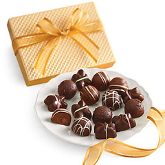 Chocolates+you+could+get+your+mom+for+Mothers+Day%0AMothers-Day-Chocolates+by+William+F9+is+licensed+under+CC+BY+2.0.
