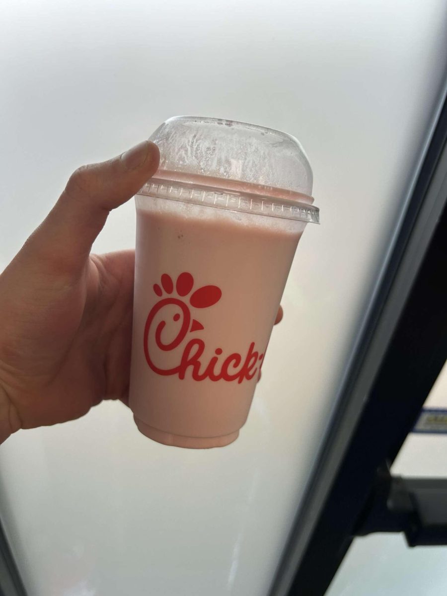 The new Cherry Berry Frosted Lemonade from Chick-fil-A!
