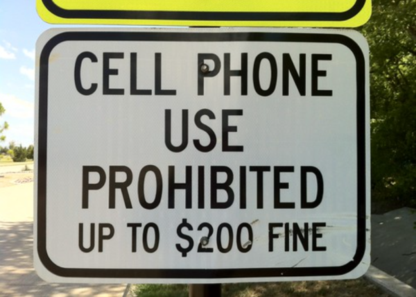 Cell Phone Use Phobihited sign to set an example that schools want to get rid of phones