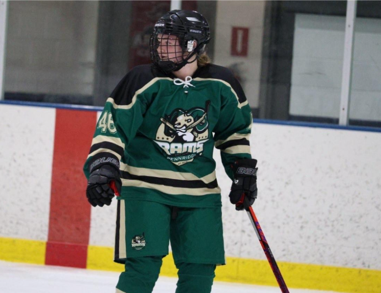 Mckaela White playing ice hockey at Hatfield Ice.
