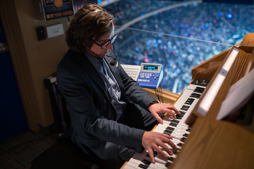 New York Rangers Organist plays in between hockey plays